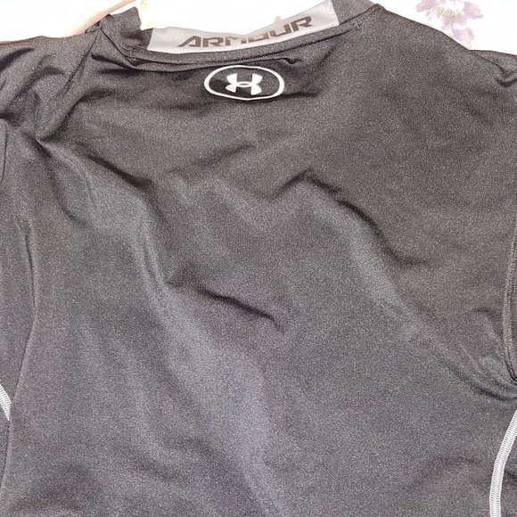 Mens Under Armour compression tank. - Picture 3 of 6